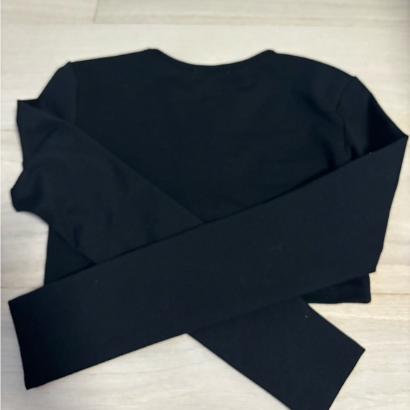 Edikted cropped long sleeve - Picture 3 of 3